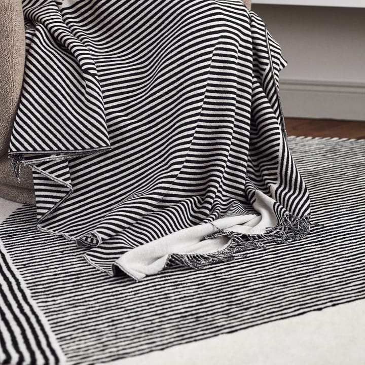 Pled bawełniany Stripes, Czarny NJRD