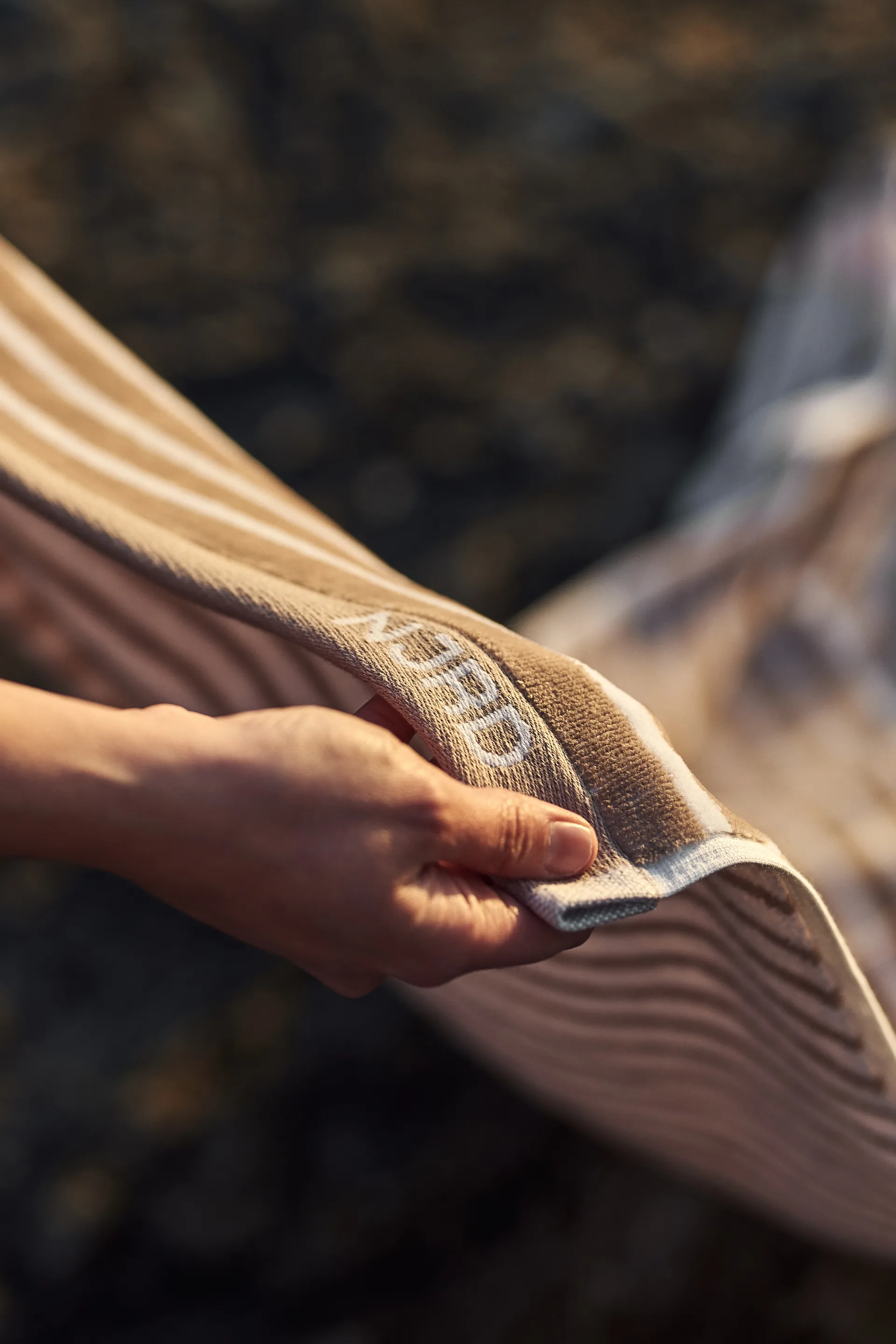 Ręcznik kąpielowy Stripes 70x140 cm, Beżowy NJRD