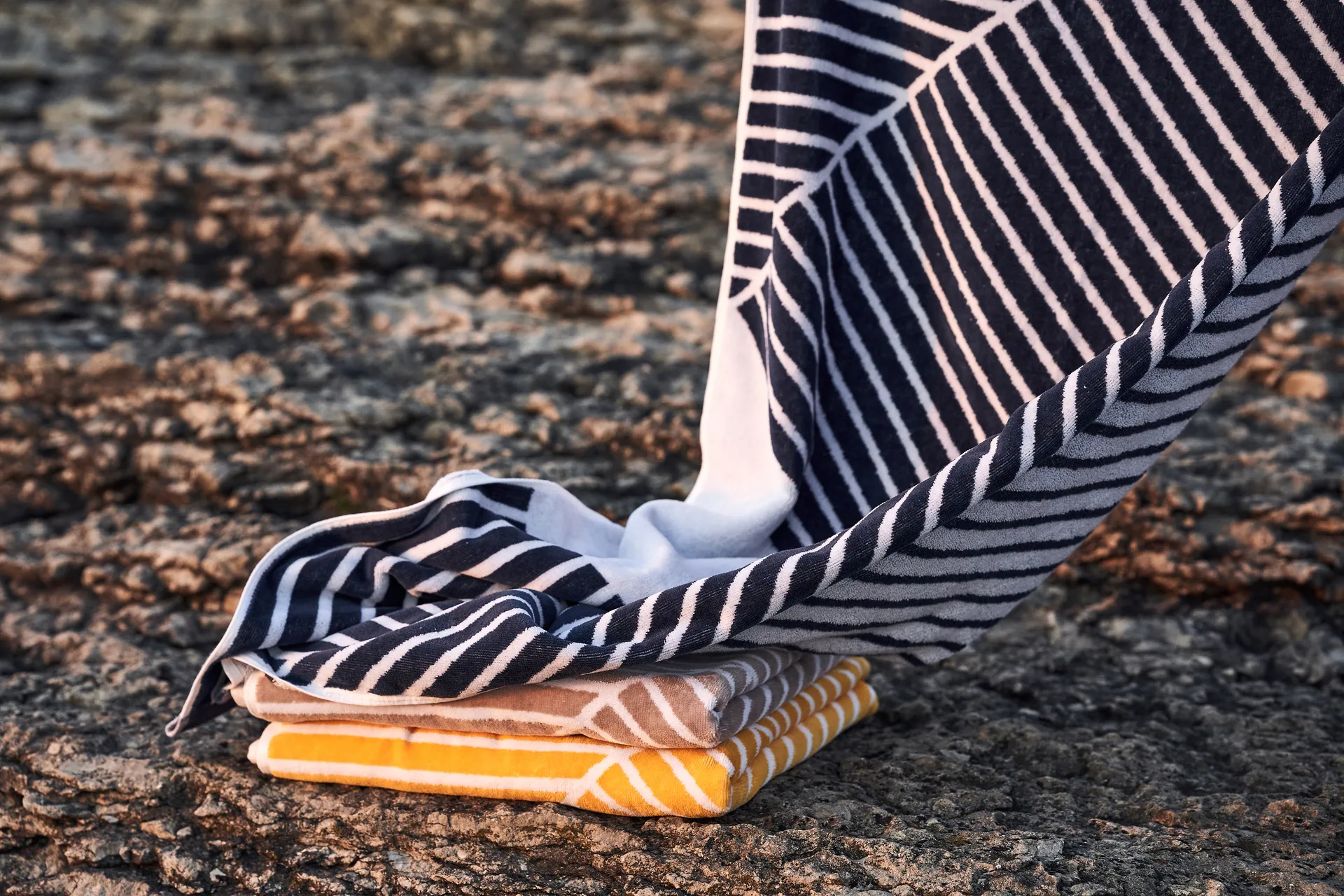 Ręcznik kąpielowy Stripes 70x140 cm, Niebieski NJRD