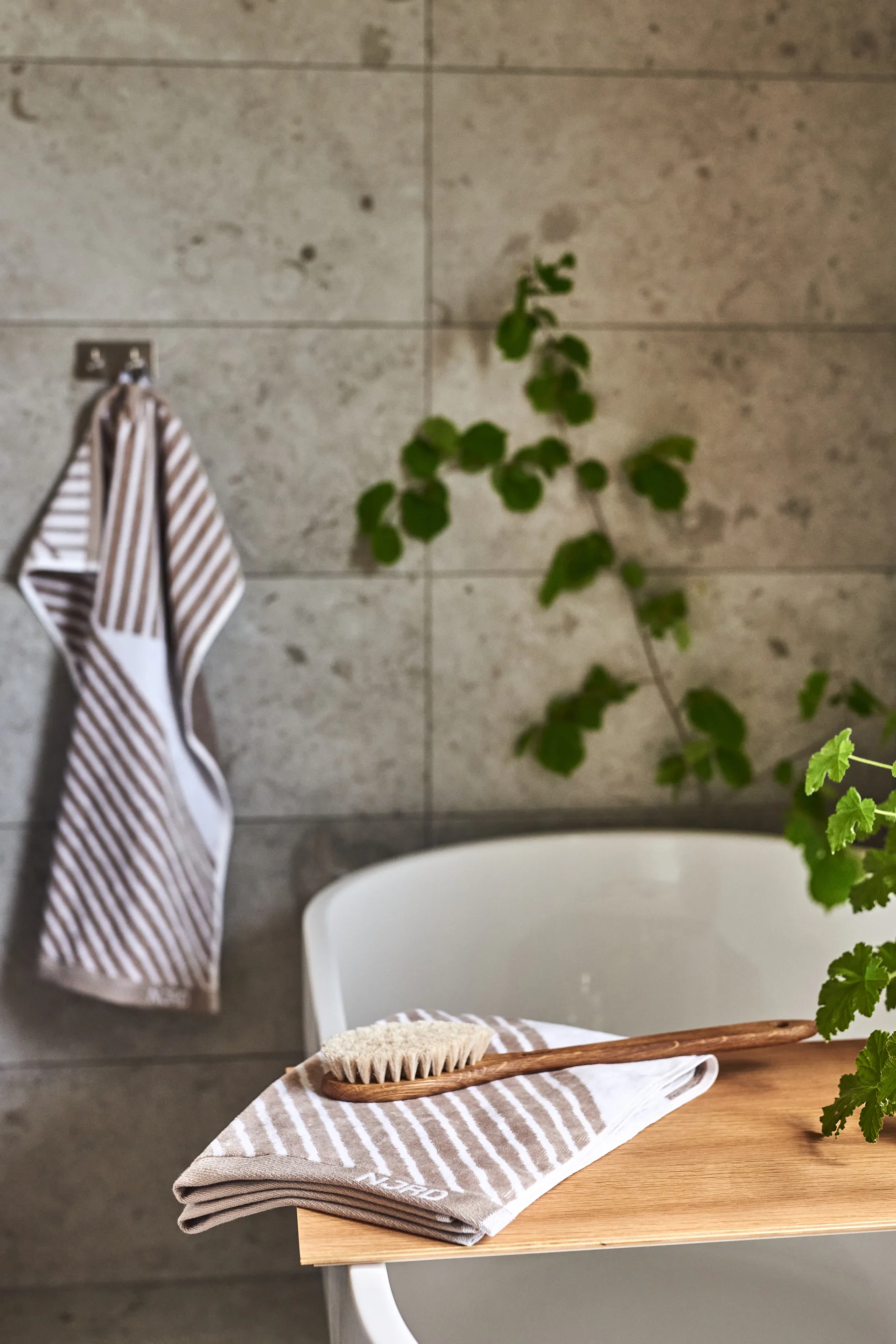 Stripes zestaw ręczników 4 elementy - Beige NJRD