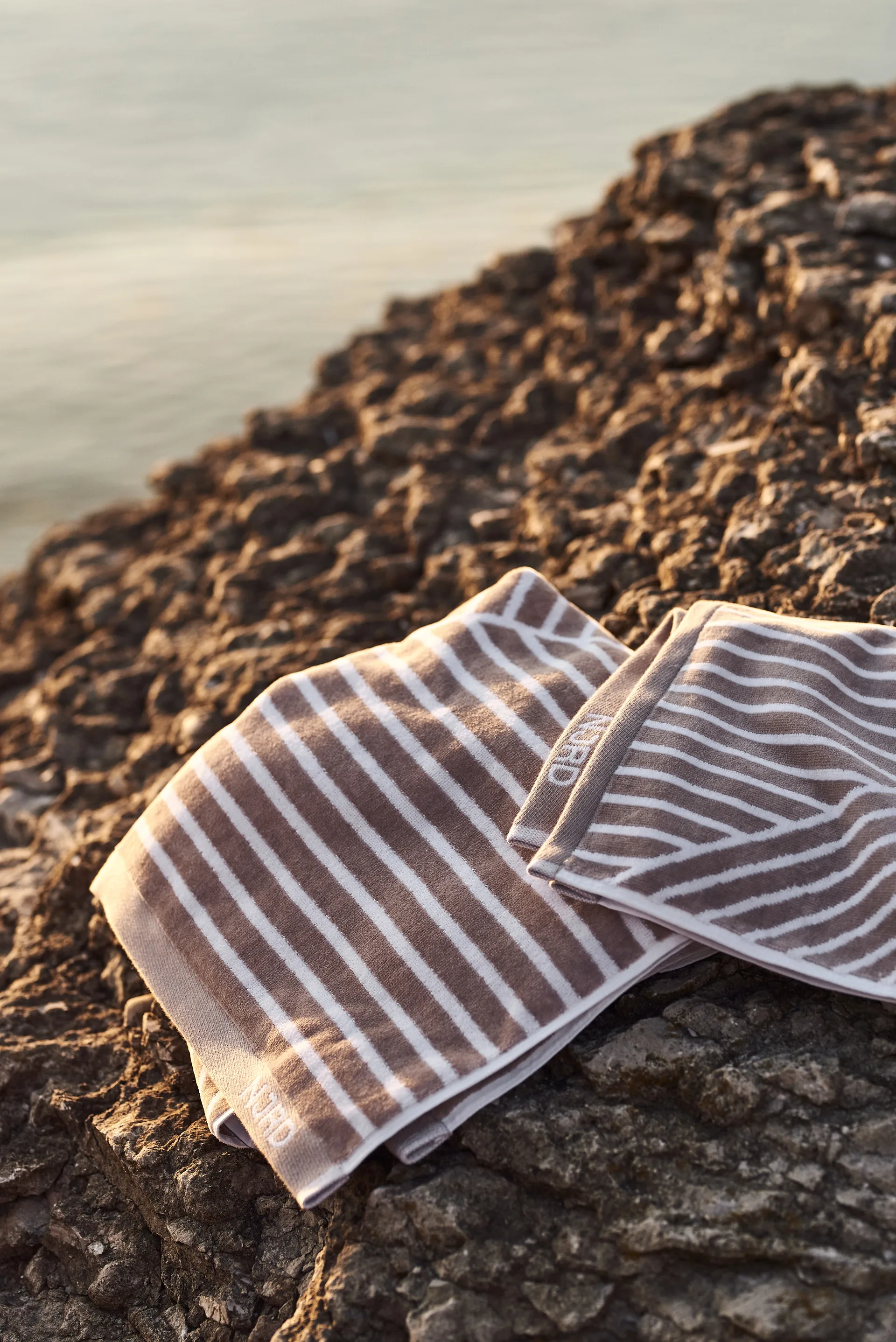 Stripes zestaw ręczników 4 elementy - Beige NJRD