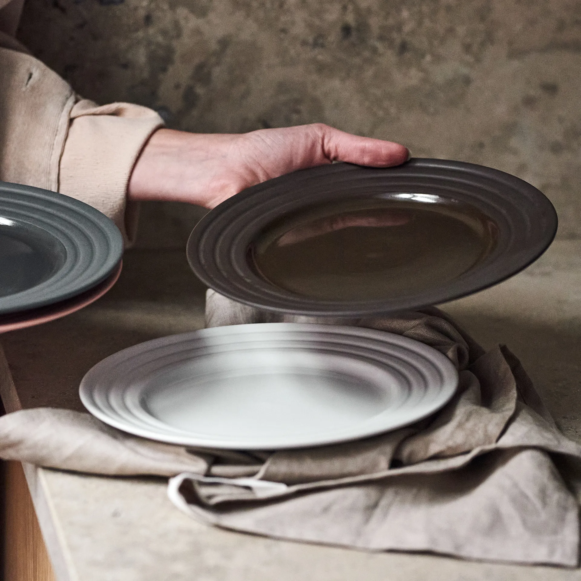 Talerz Lines Ø21 cm 6-pak, Brązowy NJRD