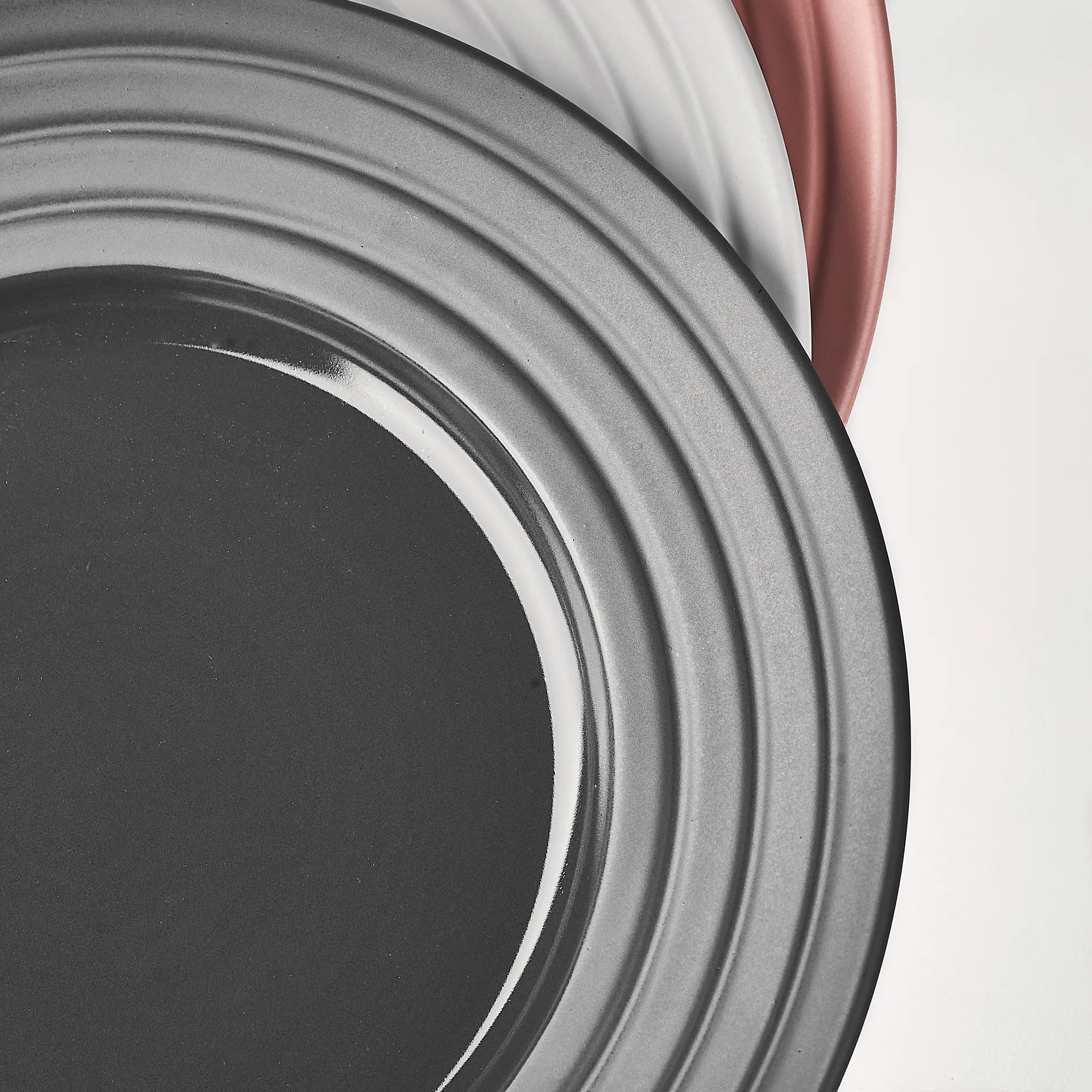 Talerz Lines Ø27 cm, Ciemnoszary NJRD
