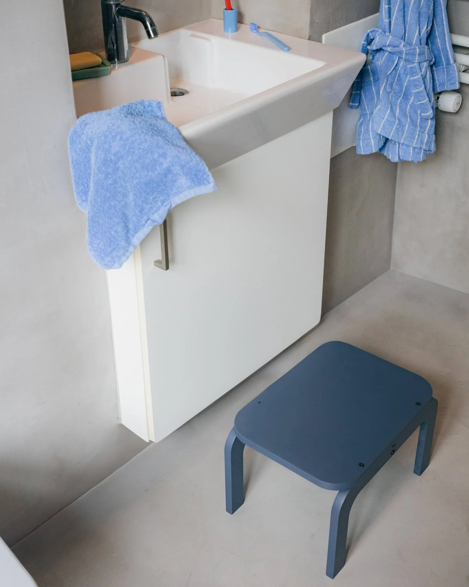 Stołek Kiddo Step Seat, Blue Nofred