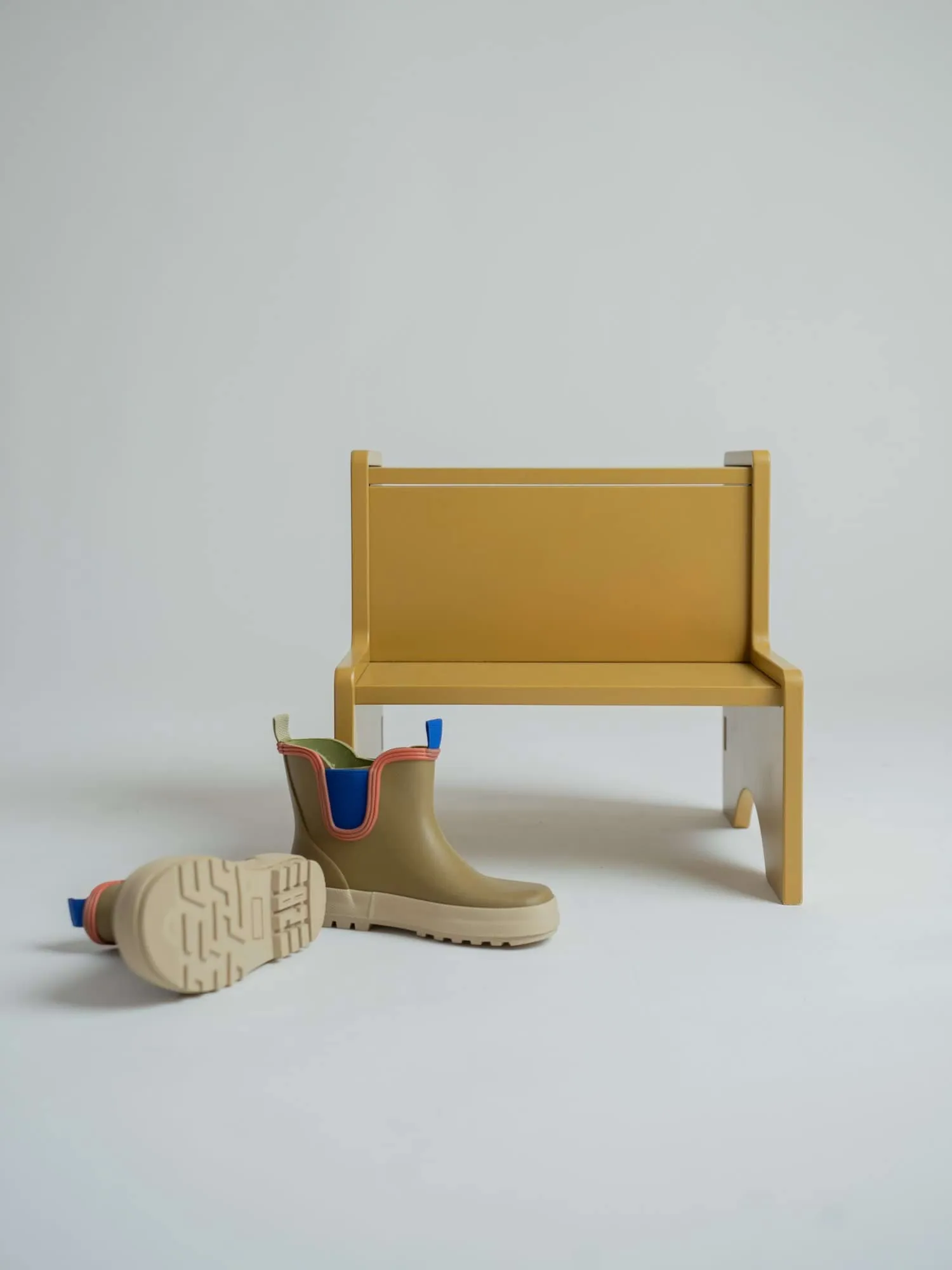 Taboret dziecięcy Step Up, Curry Nofred