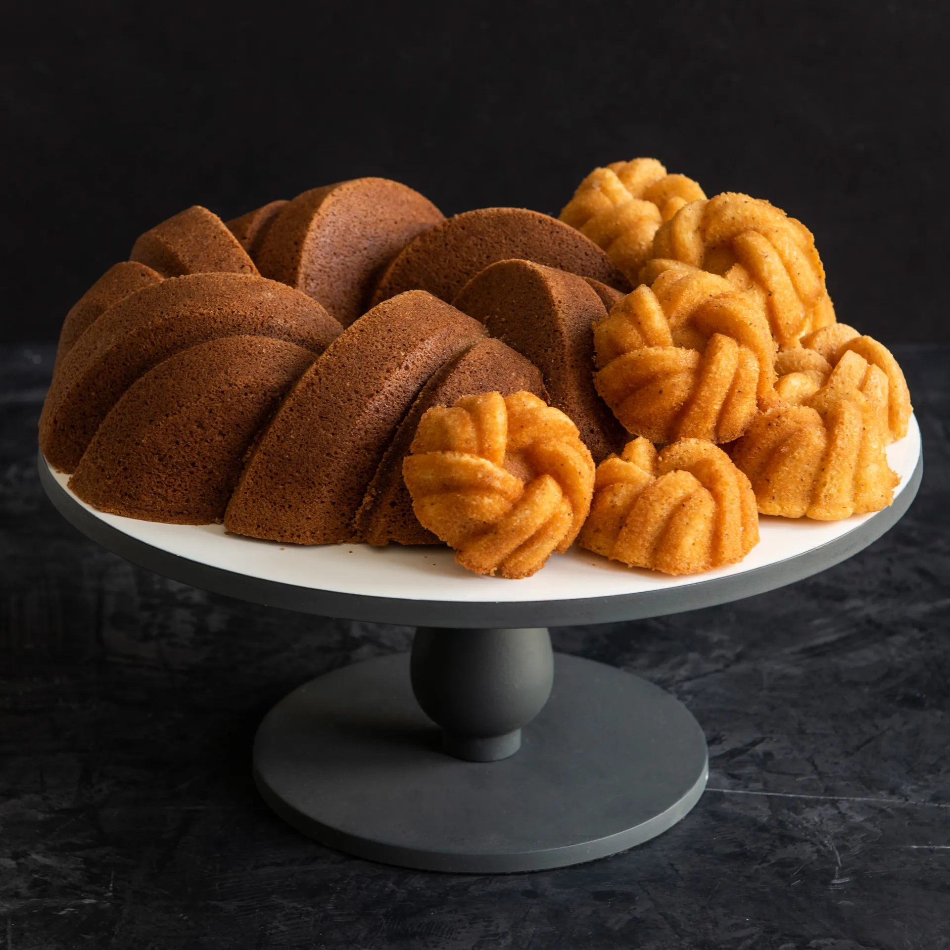 Forma do pieczenia Nordic Ware 75th anniversary braided bundt, 0,72 L mini Nordic Ware