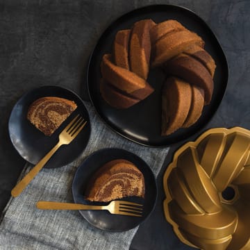 Forma do pieczenia Nordic Ware 75th anniversary braided bundt - 2,4 L - Nordic Ware