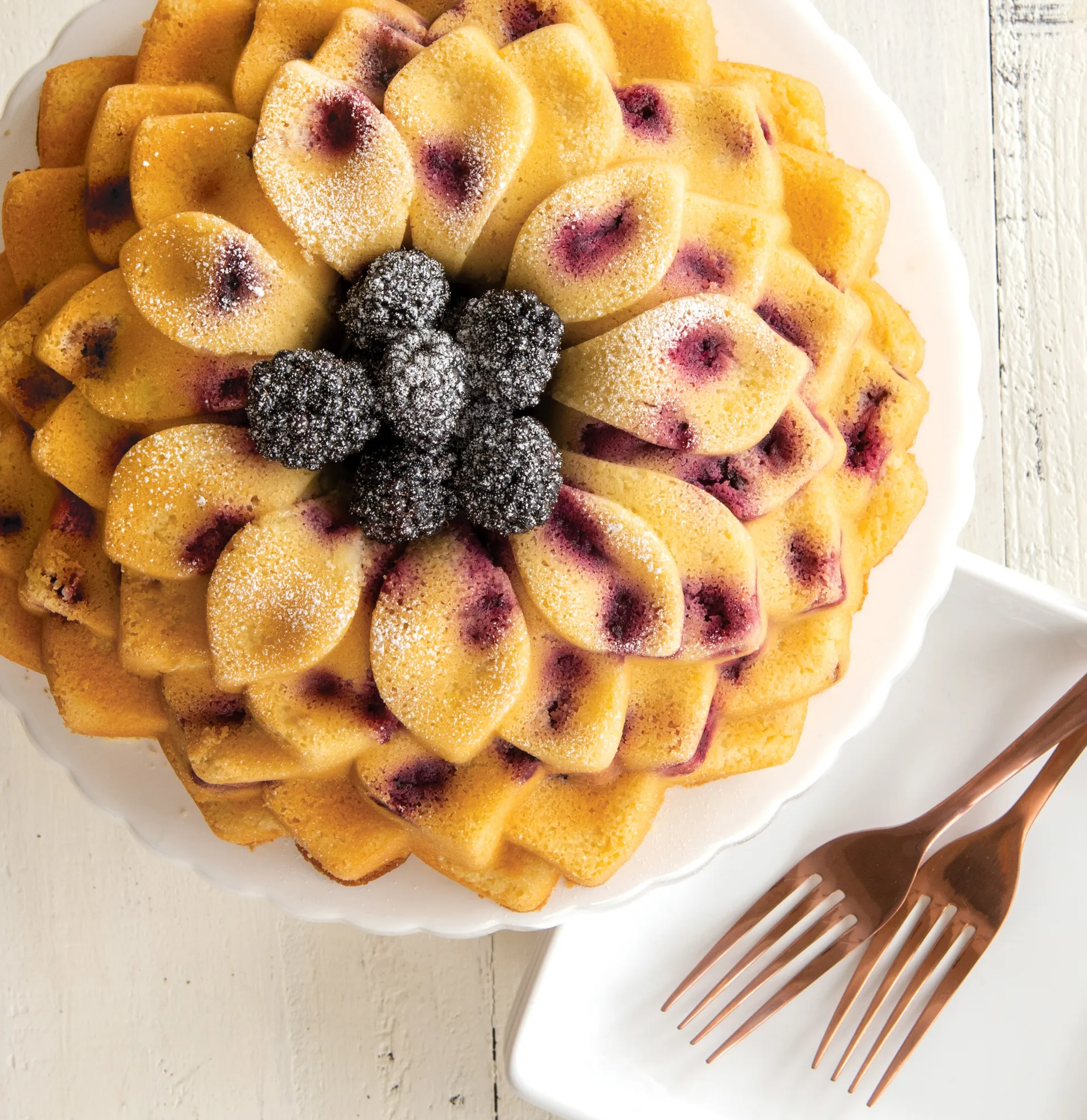Forma do pieczenia Nordic Ware blossom bundt, 2,4 L Nordic Ware
