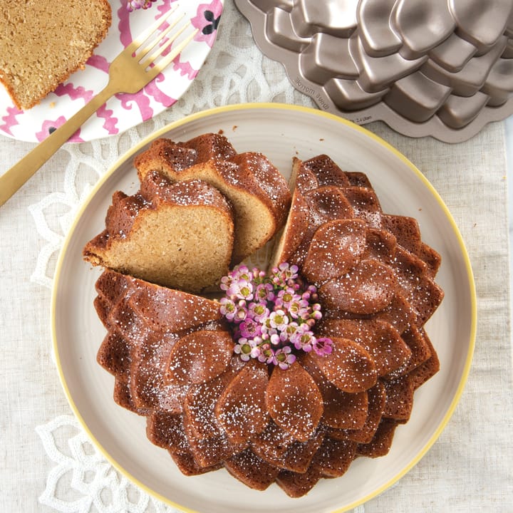 Forma do pieczenia Nordic Ware blossom bundt, 2,4 L Nordic Ware