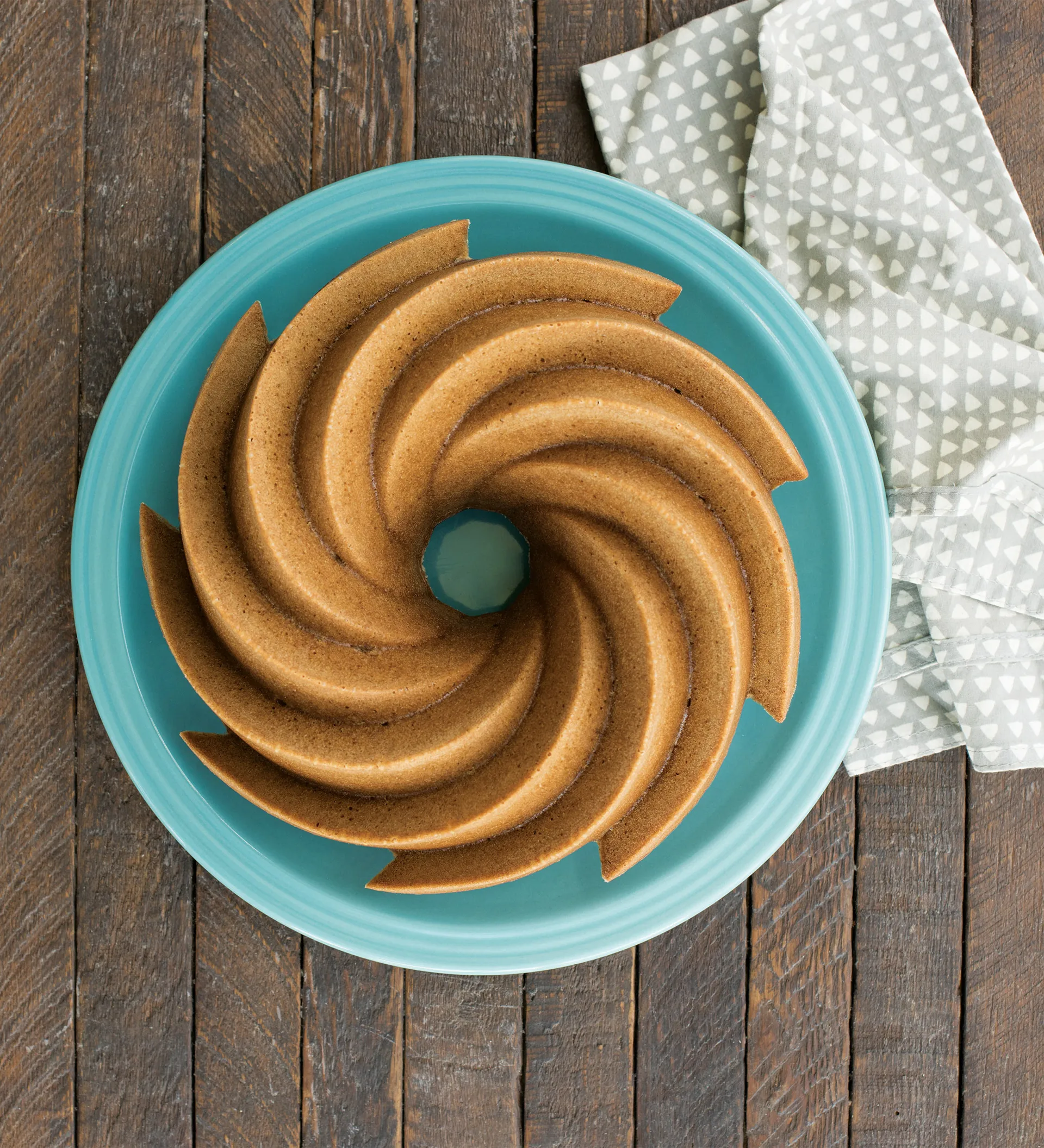 Forma do pieczenia Nordic Ware heritage bundt złota, 2,4 L Nordic Ware