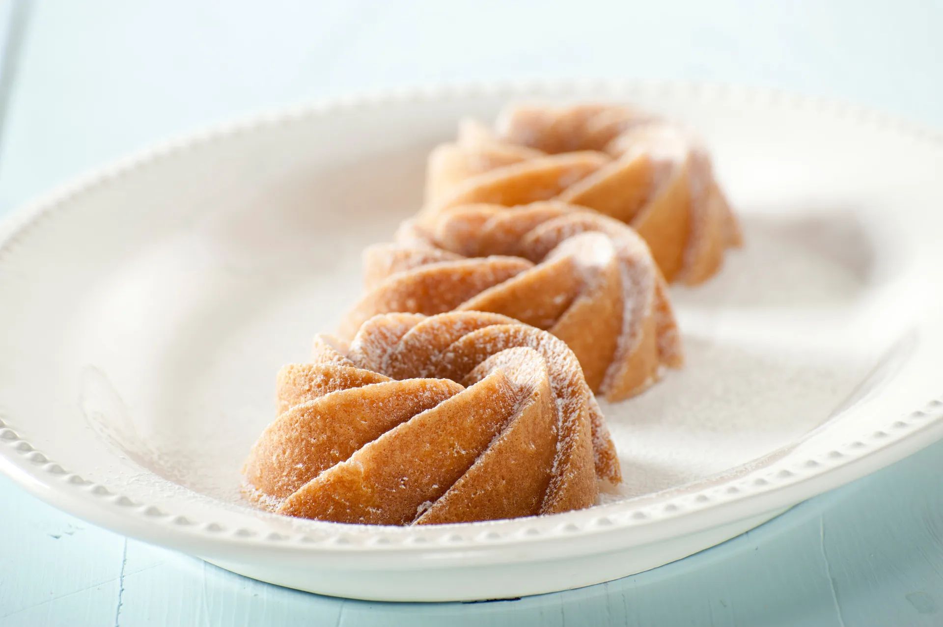 Forma do pieczenia Nordic Ware heritage bundtlette złota, 0,9 litra Nordic Ware