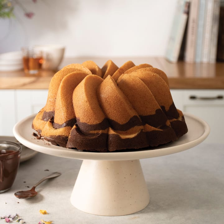 Forma do pieczenia Nordic Ware Piroutte bundt 2,4 l, Złota Nordic Ware