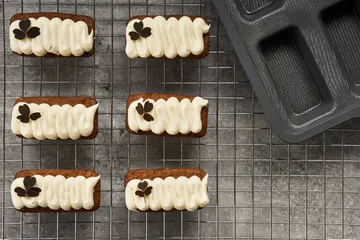 Forma silikonowa BAKE ze wzmocnioną ramą - Prostokątny, 6 szt., 26,2x22,1 cm - Nordwik