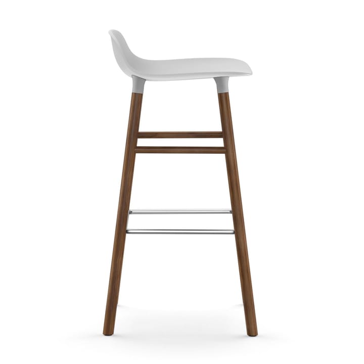 Form Chair stołek barowy na nogach z orzecha włoskiego - biały - Normann Copenhagen