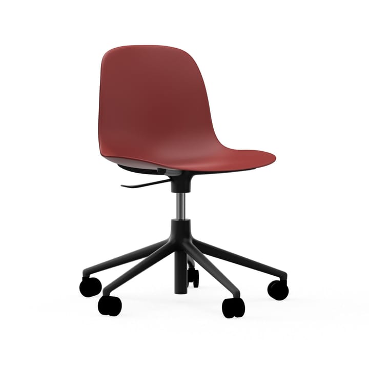 Form chair swivel 5W kontorskrzesło, czerwony, czarny aluminium, koła Normann Copenhagen