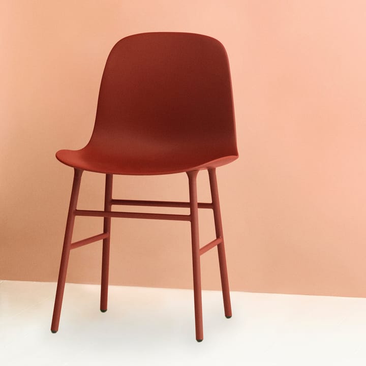 Form krzesło - red, czarne nogi - Normann Copenhagen