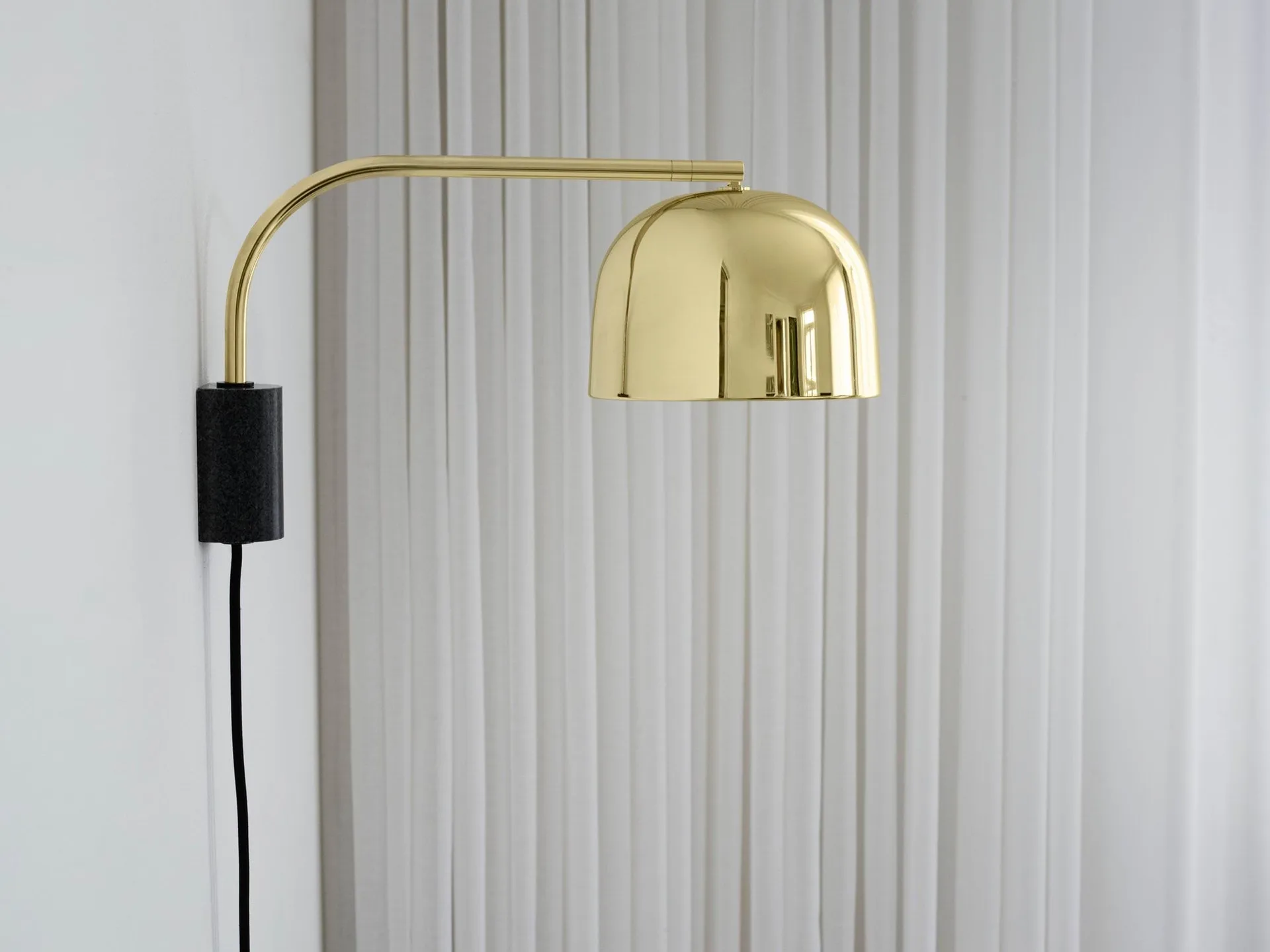 Grant lampa ścienna, czarny, mały stalowy, granitowy Normann Copenhagen