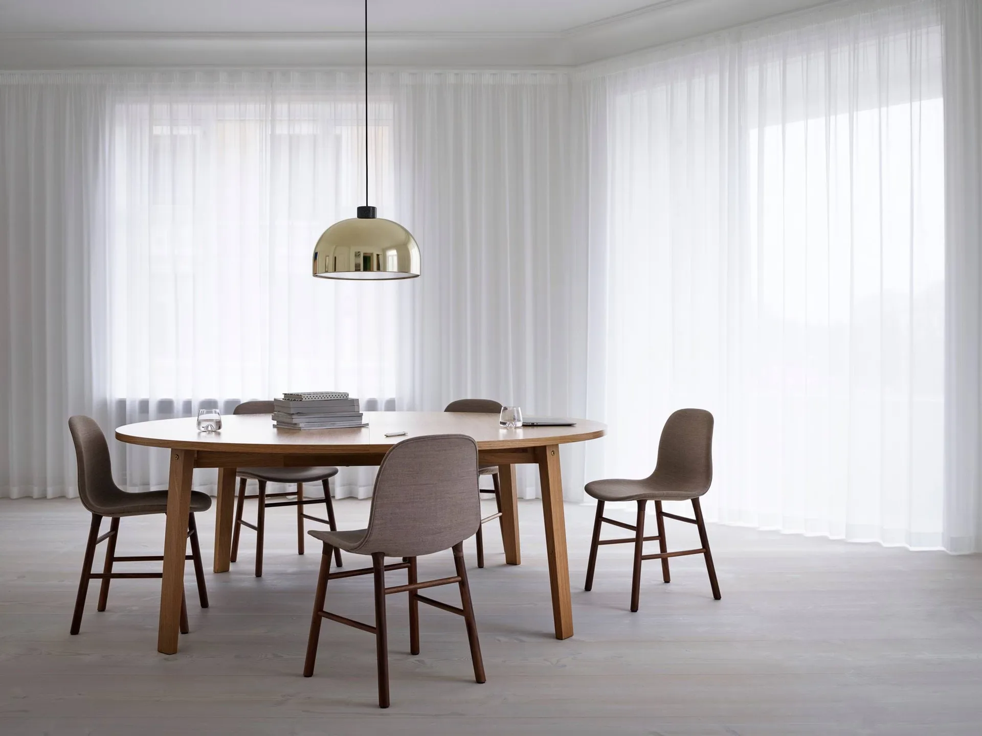 Grant lampa wisząca, czarny, mały stalowy, granitowy Normann Copenhagen