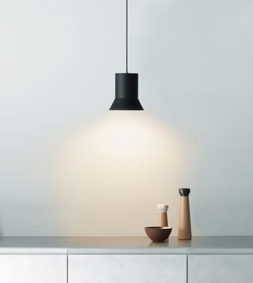 Hat Średnia lampa sufitowa - Czarny - Normann Copenhagen