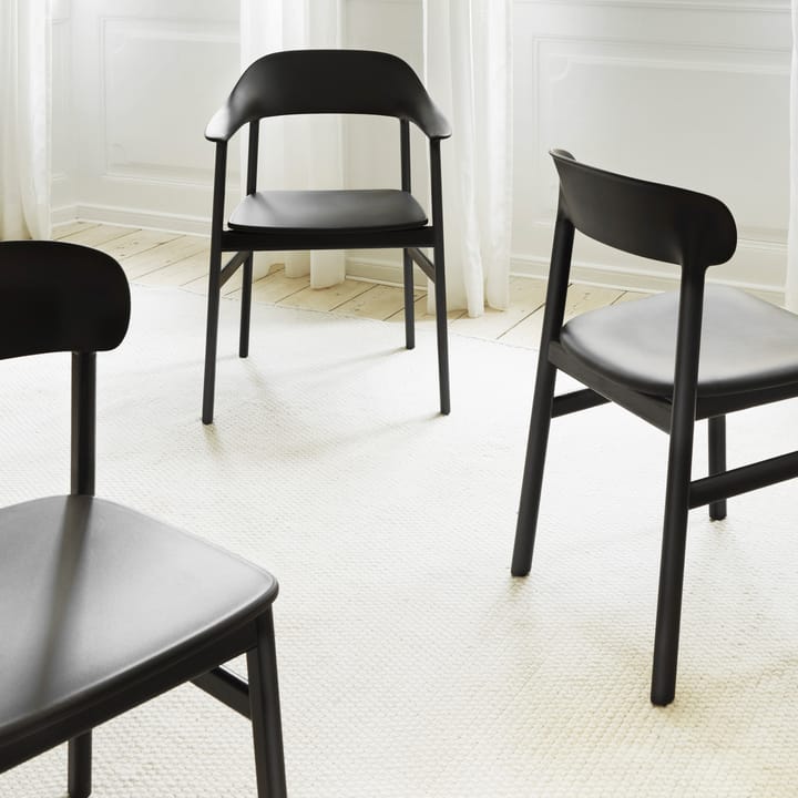 Herit tapicerka skórzana fotela czarny dąb, Czarny Normann Copenhagen