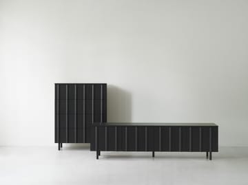 Kredens Rib Sideboard, niski - Soft Black - Normann Copenhagen