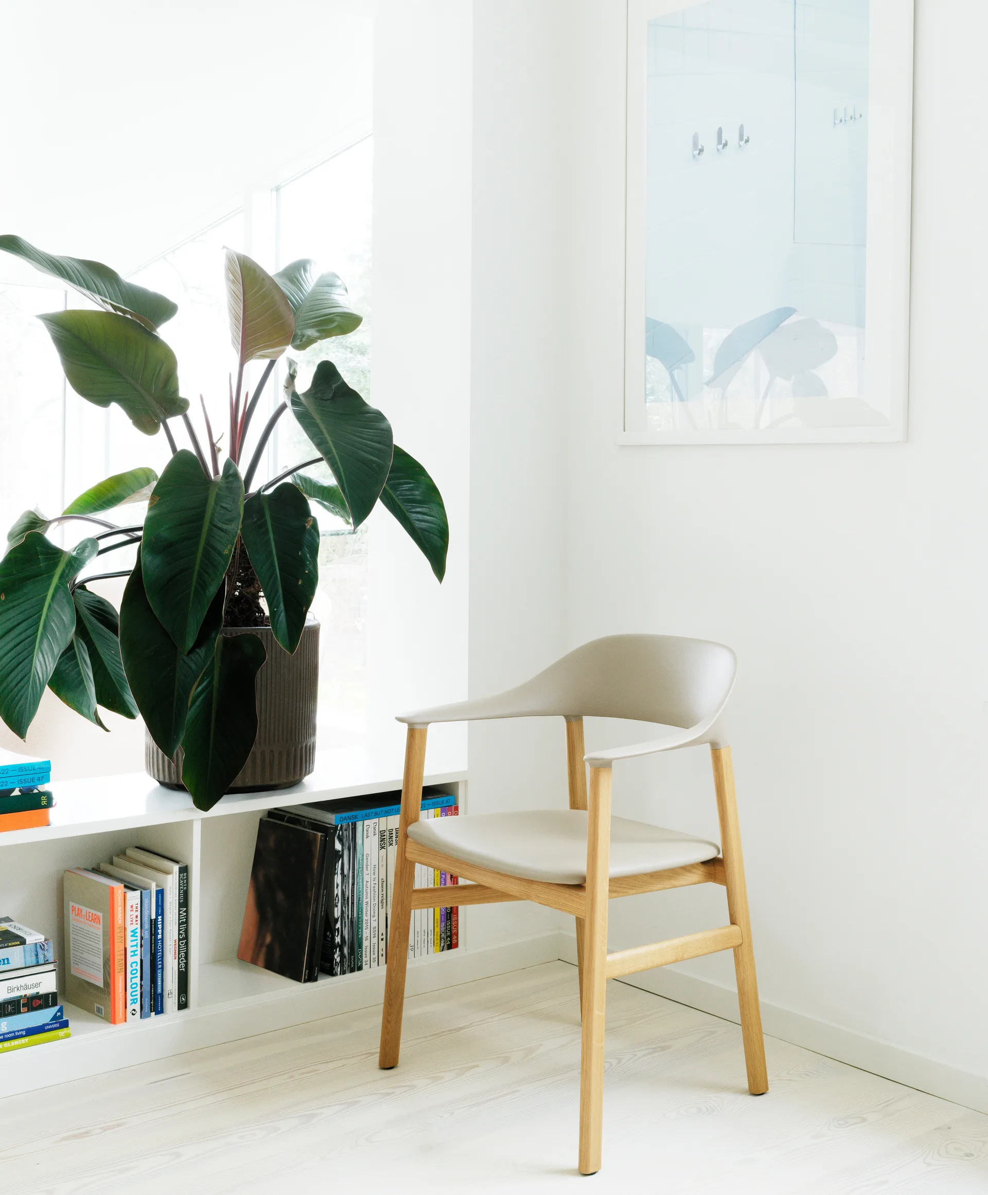 Krzesło Herit z drewna dębowego, Piasek Normann Copenhagen