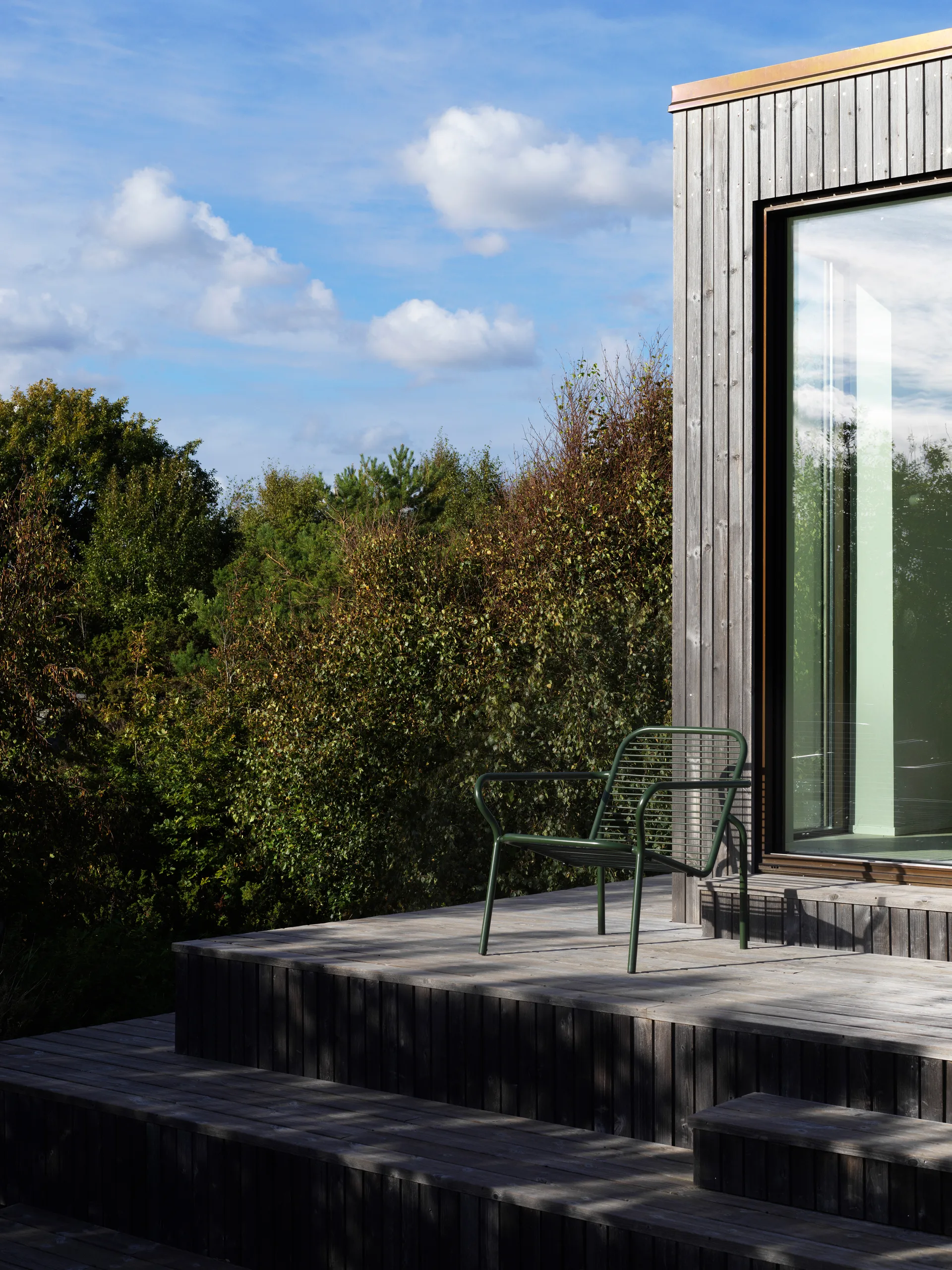 Krzesło wypoczynkowe Vig, Green Normann Copenhagen