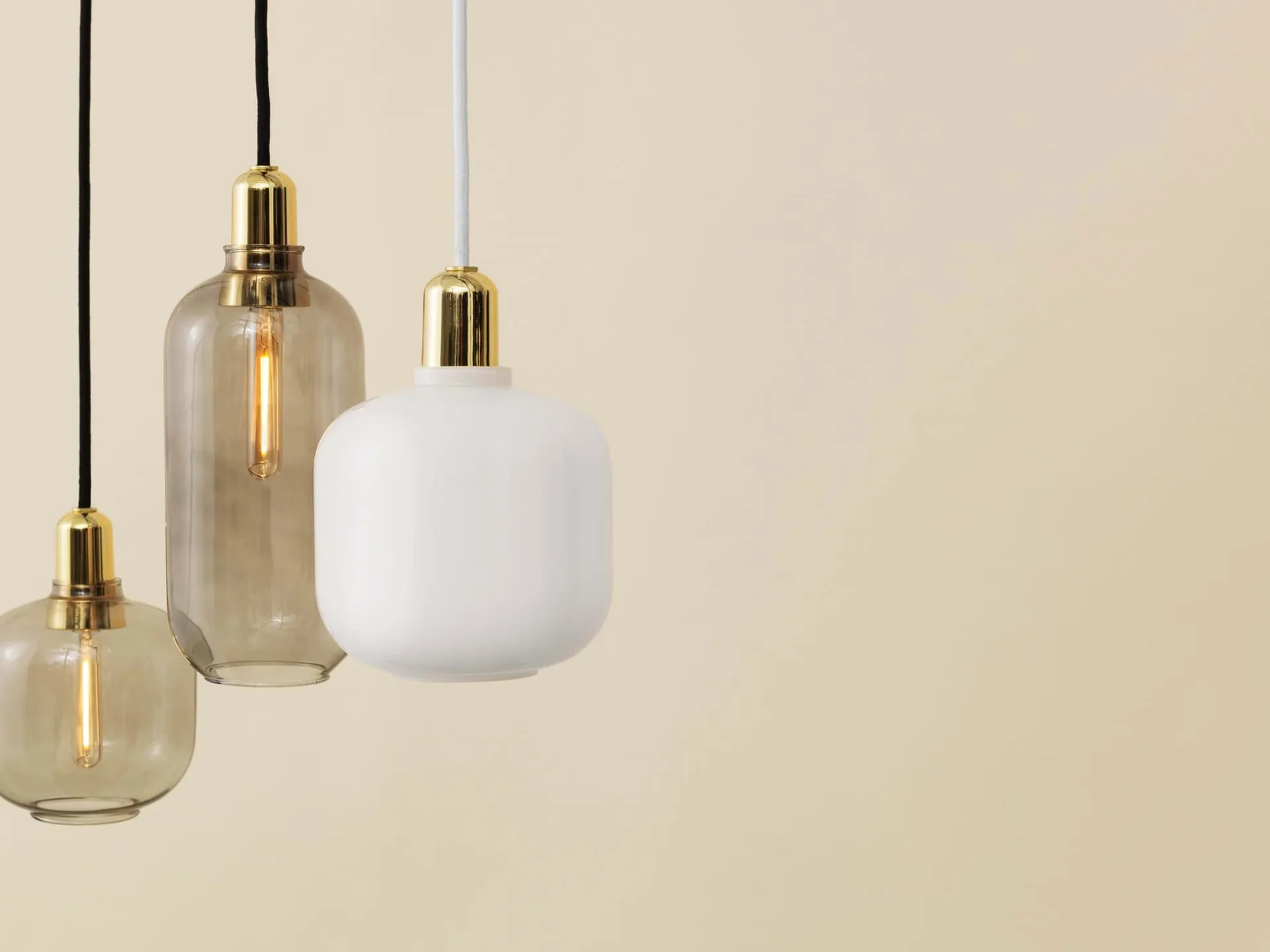 Lampa Amp duża, przydymiony - mosiądz Normann Copenhagen