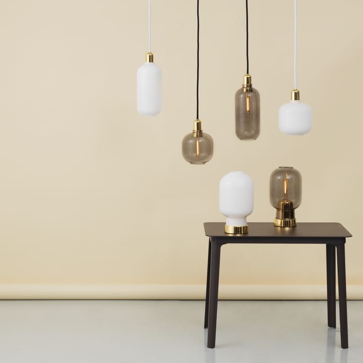 Lampa Amp mała, biały - mosiądz Normann Copenhagen