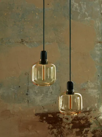 Lampa Amp mała - złoty - zielony - Normann Copenhagen