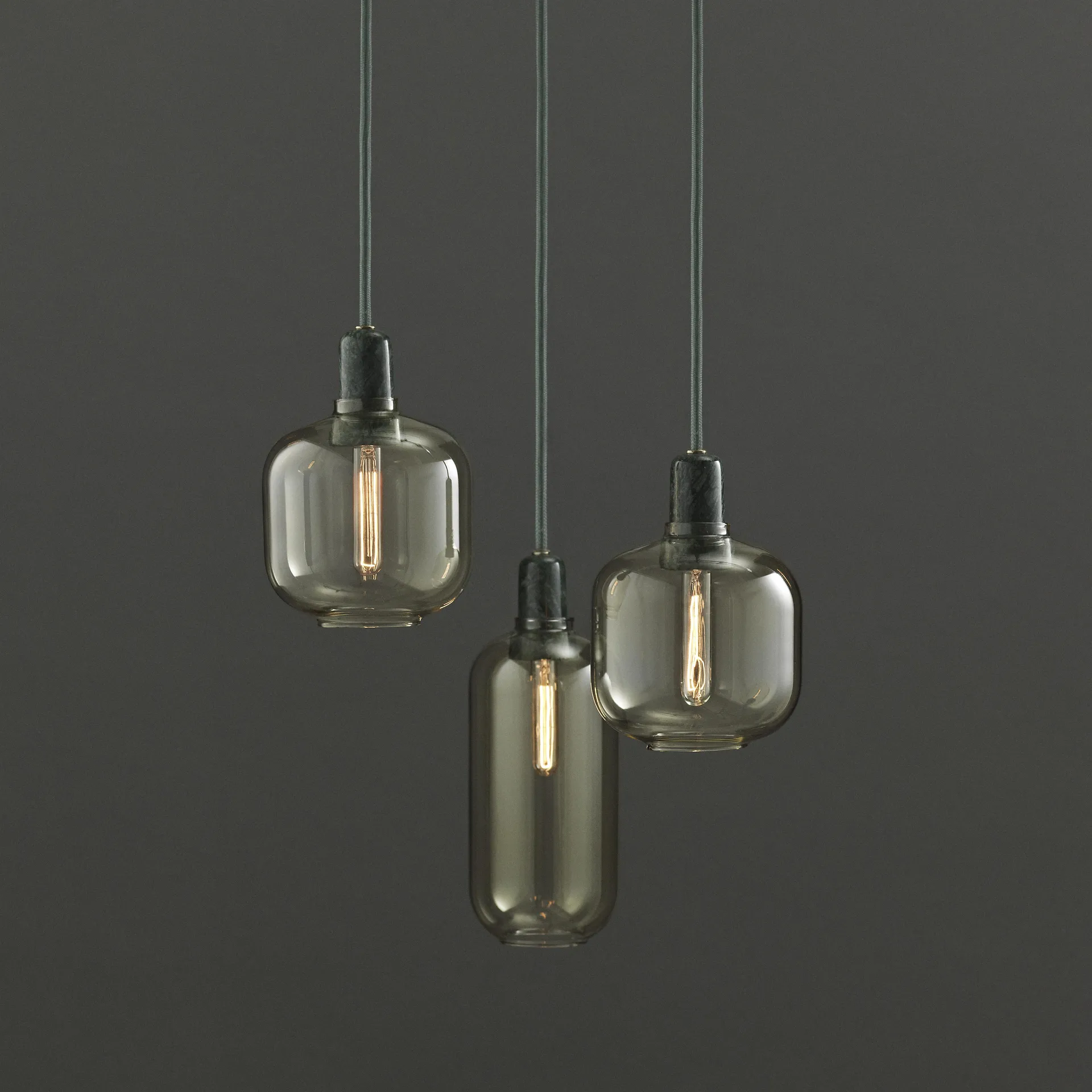 Lampa Amp mała, złoty - zielony Normann Copenhagen