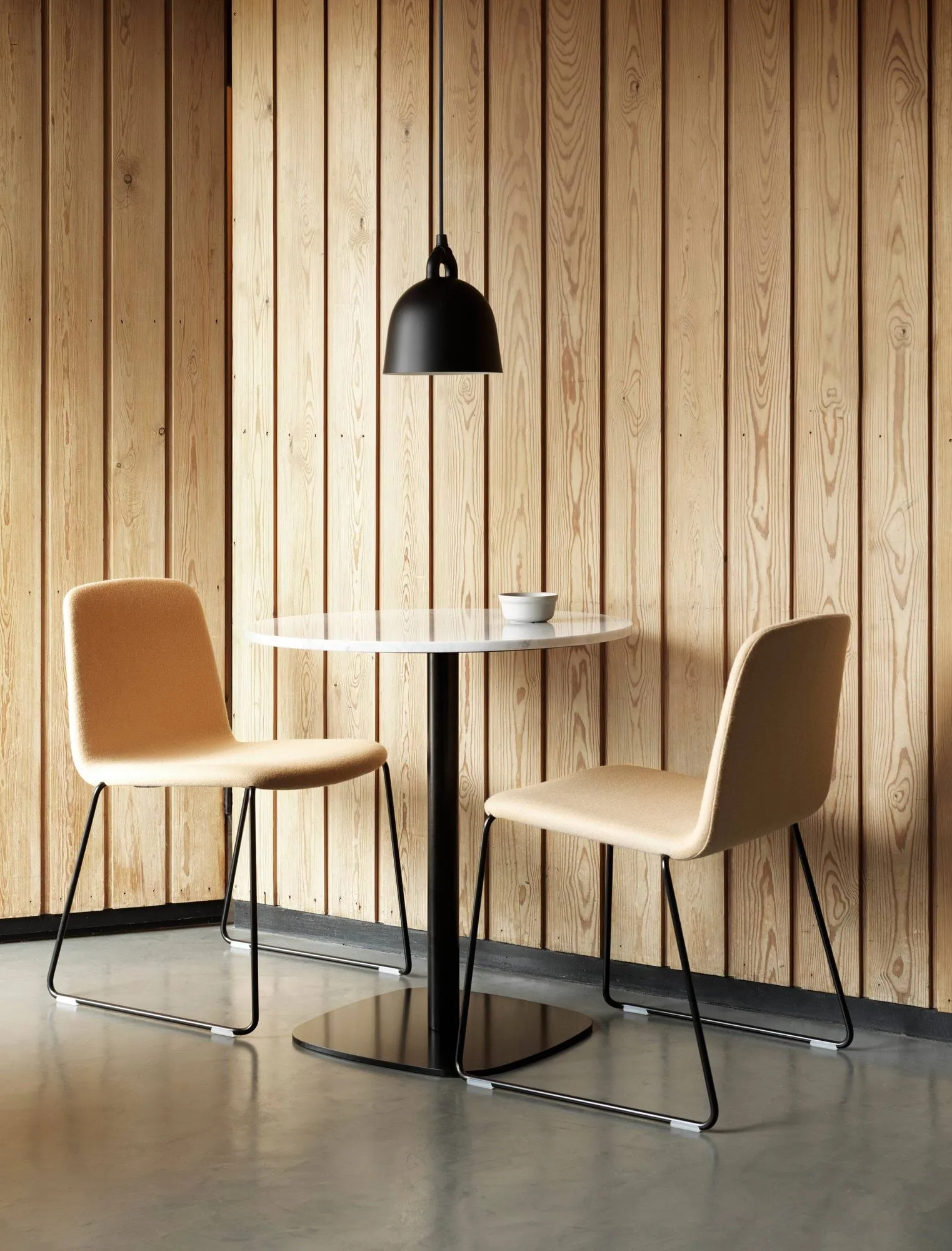 Lampa Bell czarna, XS Normann Copenhagen
