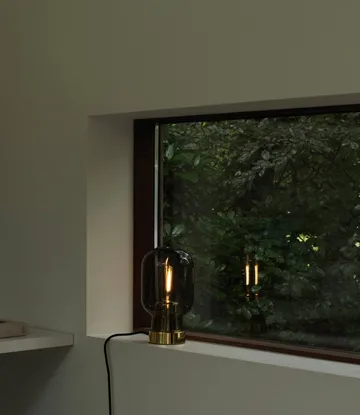 Lampa stołowa Amp - szary - mosiądz - Normann Copenhagen