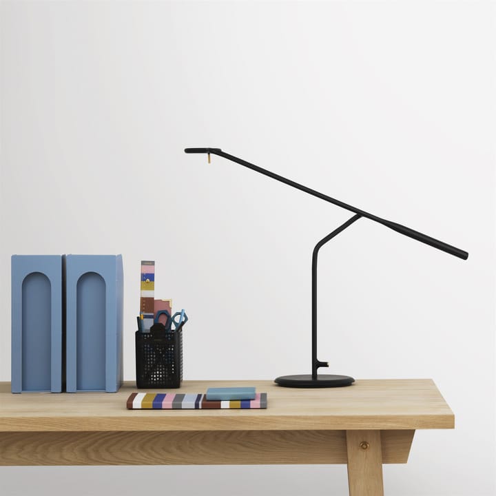 Lampa stołowa Flow, czarny Normann Copenhagen