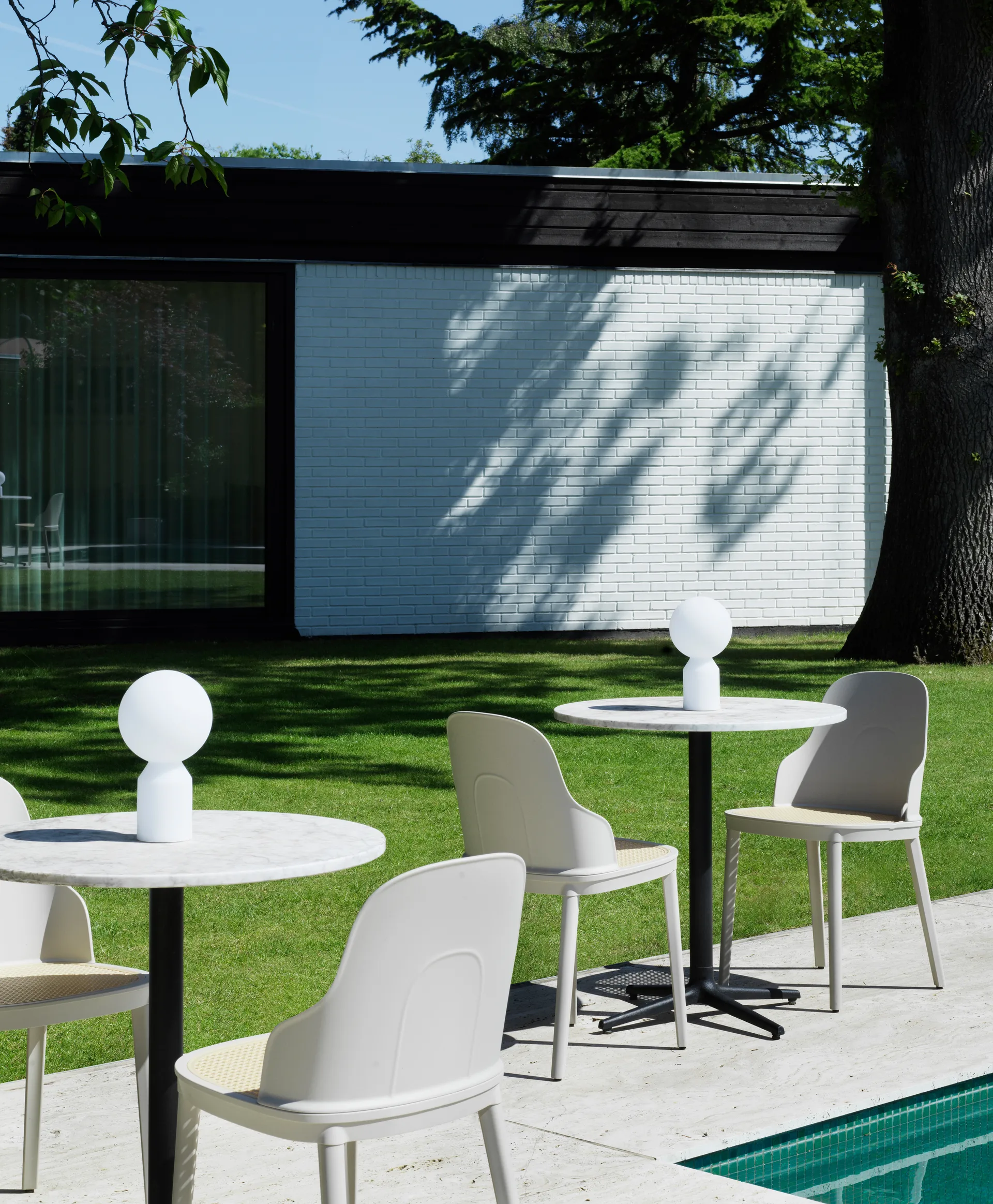 Lampa stołowa Yo small, White Normann Copenhagen