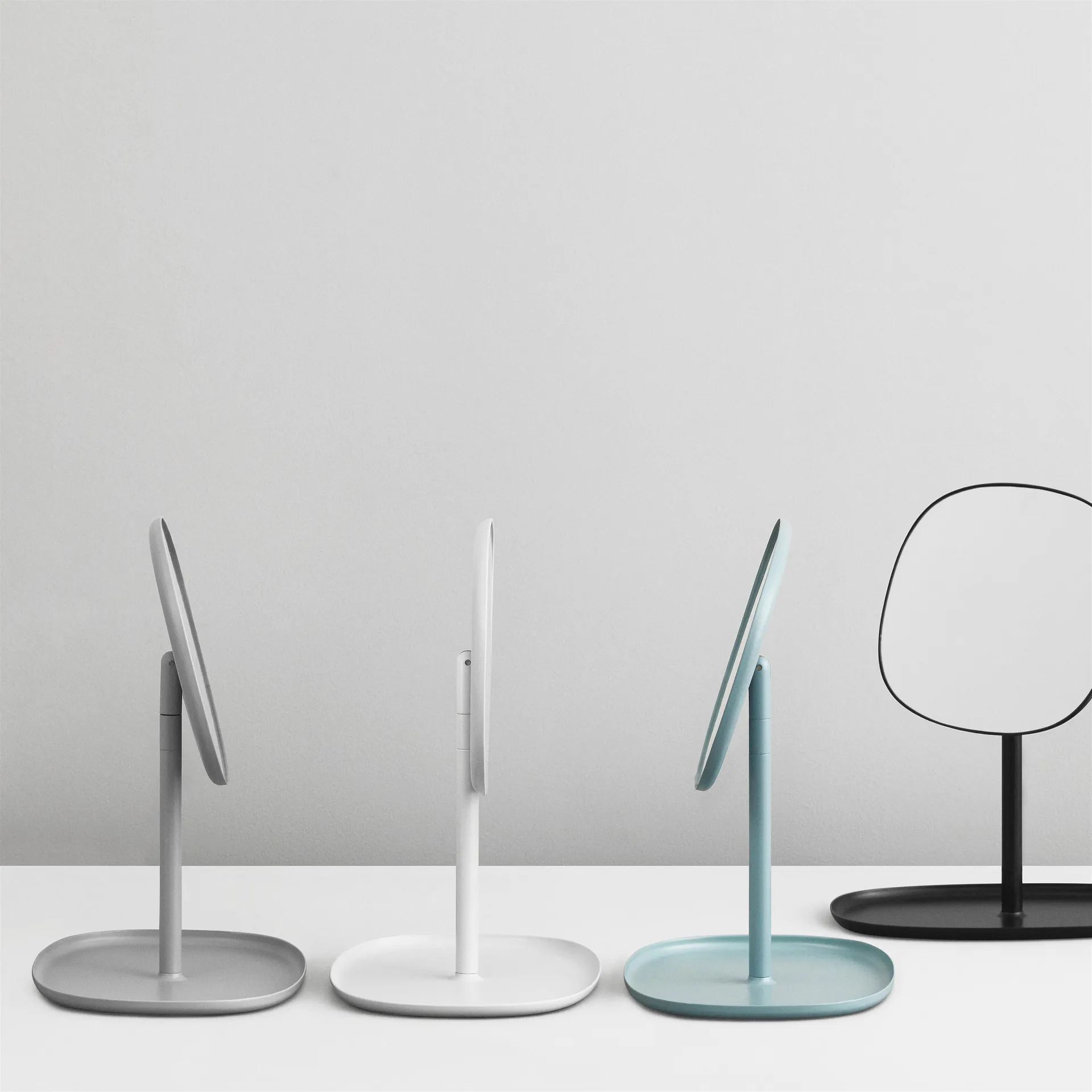 Lustro Flip , szary Normann Copenhagen