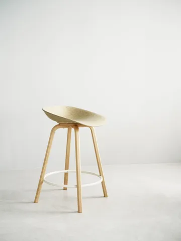 Stołek barowy Mat Barstool 65 cm - Hemp-beech-cream steel - Normann Copenhagen