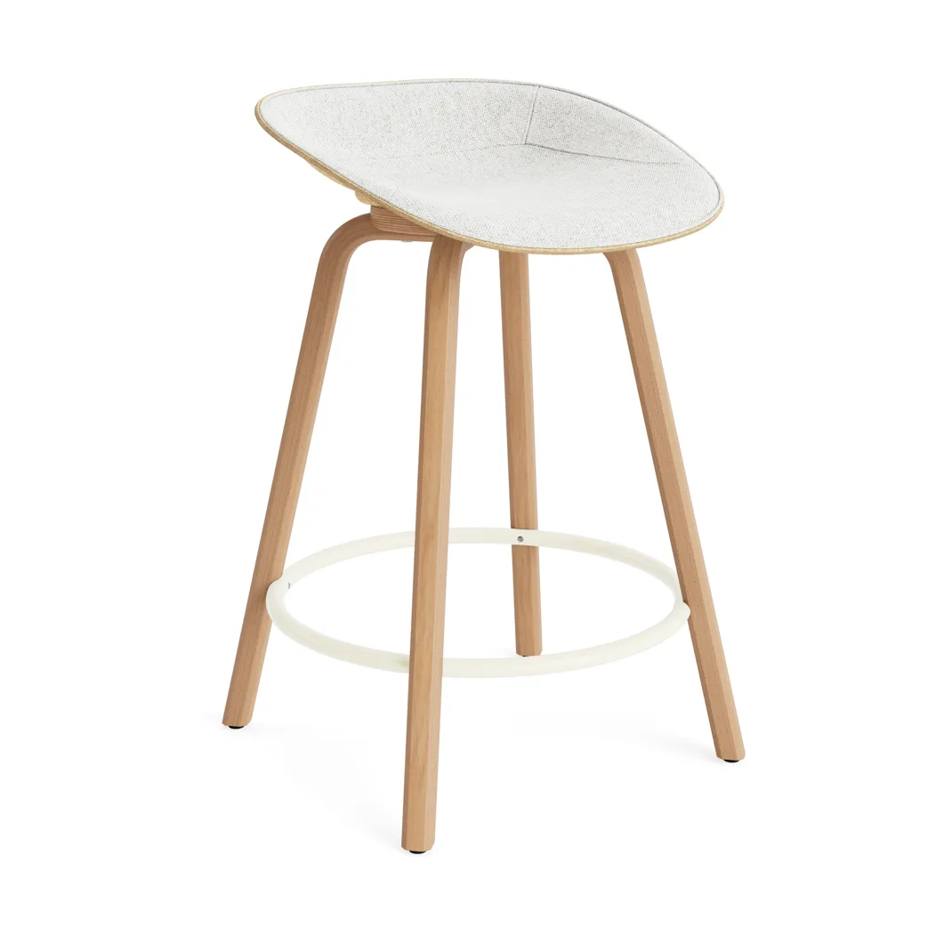 Stołek barowy Mat Barstool, tapicerowany przód 65 cm, Hallingdal 110-hemp-beech-cream steel Normann Copenhagen