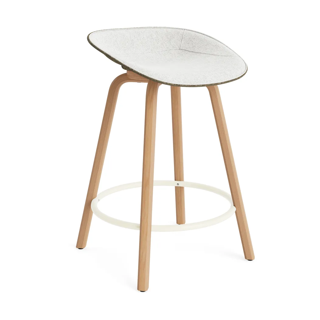 Stołek barowy Mat Barstool, tapicerowany przód 65 cm, Hallingdal 110-seaweed-beech-cream steel Normann Copenhagen