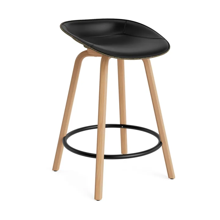 Stołek barowy Mat Barstool, tapicerowany przód 65 cm - Ultra 41599-seaweed-beech-black steel - Normann Copenhagen