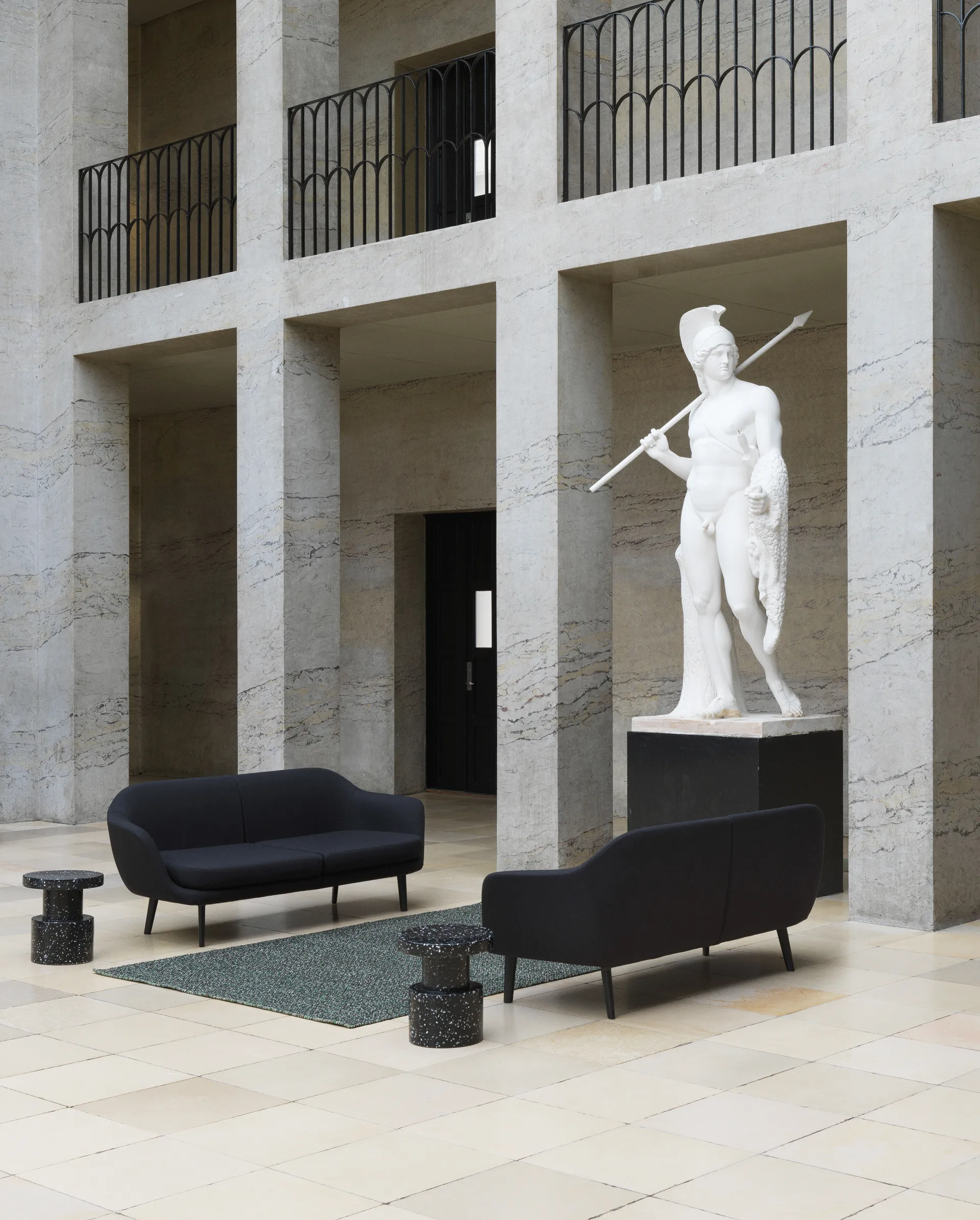 Stołek Bit, Czarny Normann Copenhagen