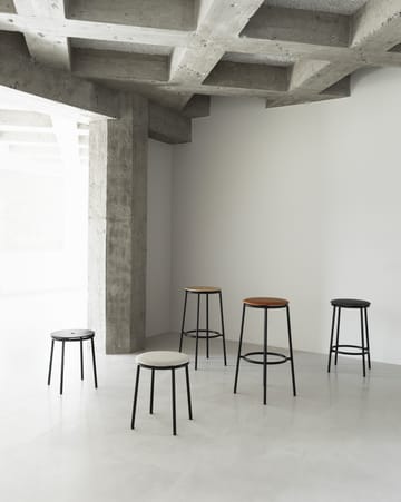 Stołek Circa 45 cm - Czarny dąb - Normann Copenhagen