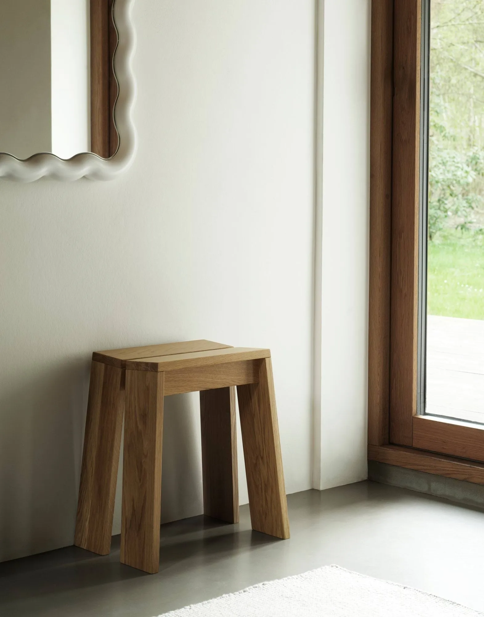 Stołek Let, Oak Normann Copenhagen