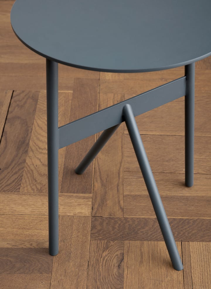 Stolik boczny Stock Table Ø37 cm H:46 cm, Stalowoniebieski Normann Copenhagen