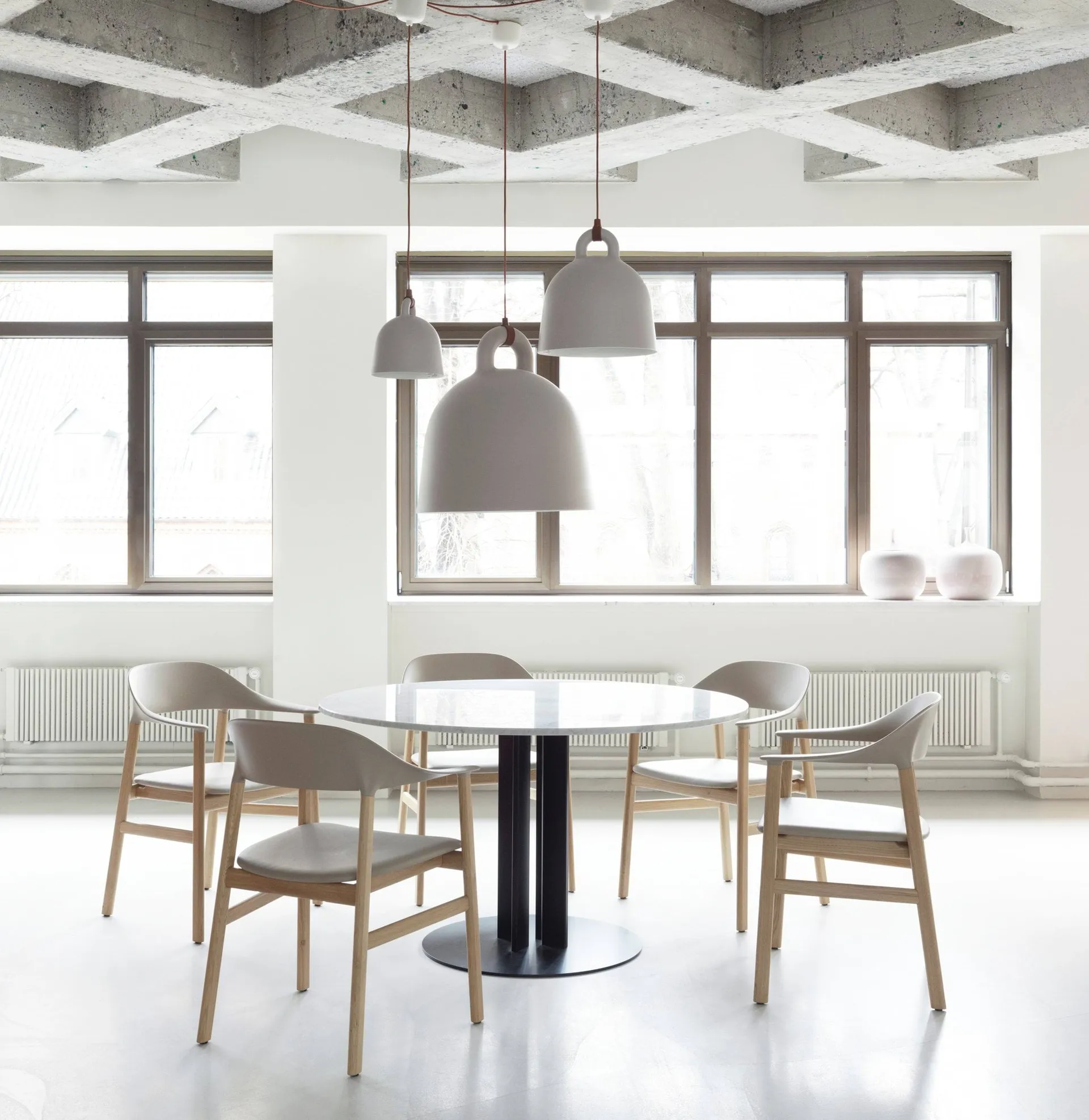 Szara lampa Bell , x-small Normann Copenhagen