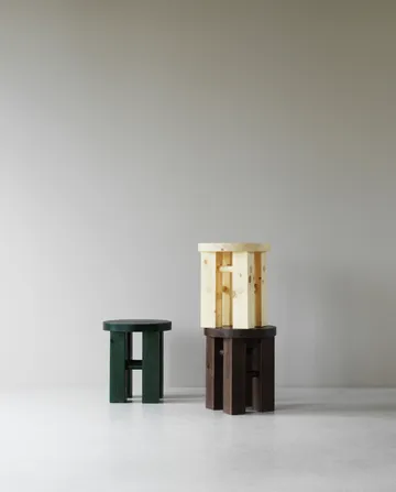 Taboret okrągły Fyr 45 cm - Ciemnobrązowy, Ø40x45 cm - Normann Copenhagen