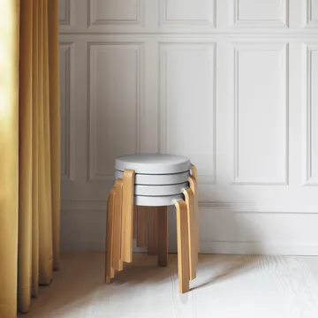 Taboret okrągły Tap - Szaro-dębowy, Ø41x43 cm - Normann Copenhagen
