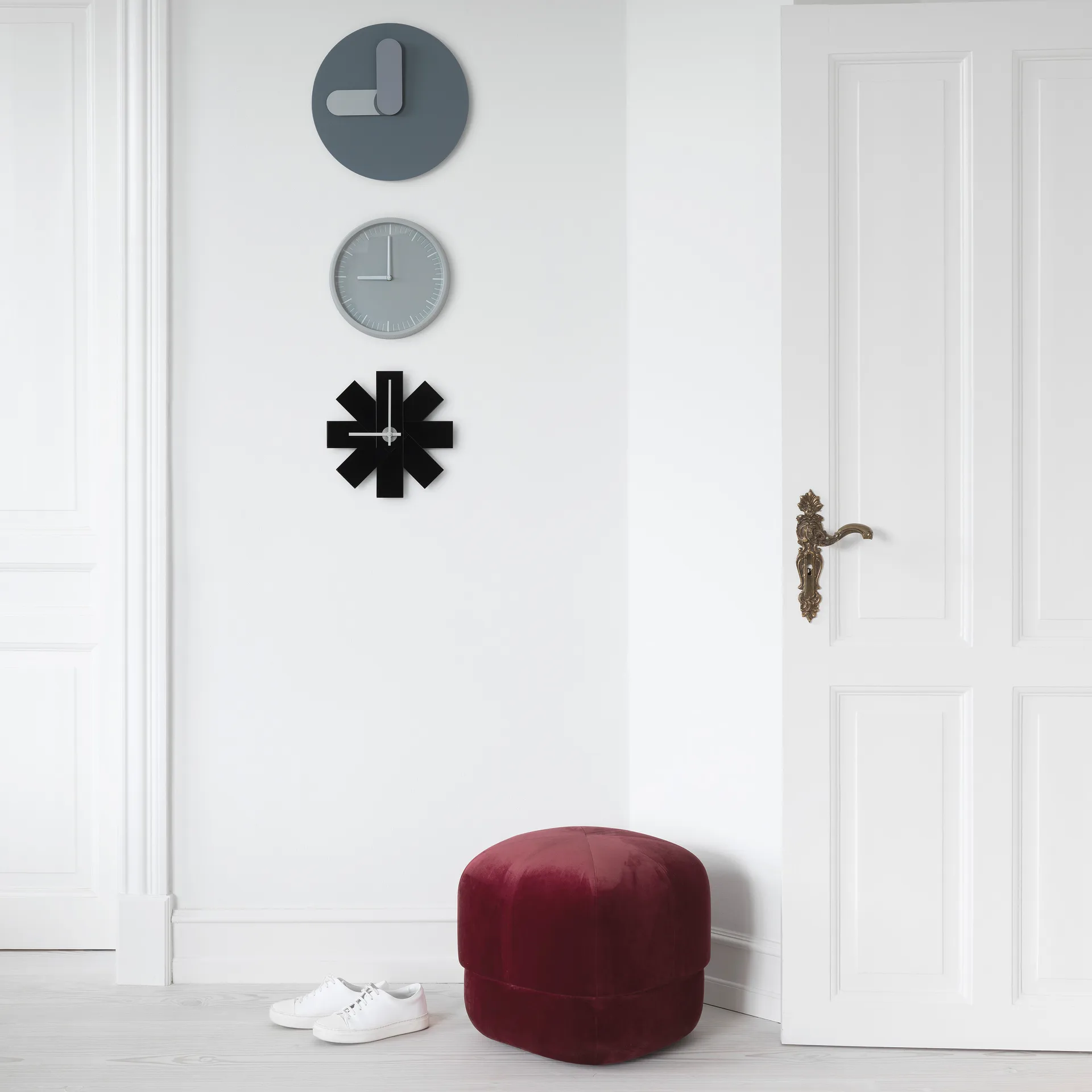 Zegar ścienny Watch Me, czarny Normann Copenhagen