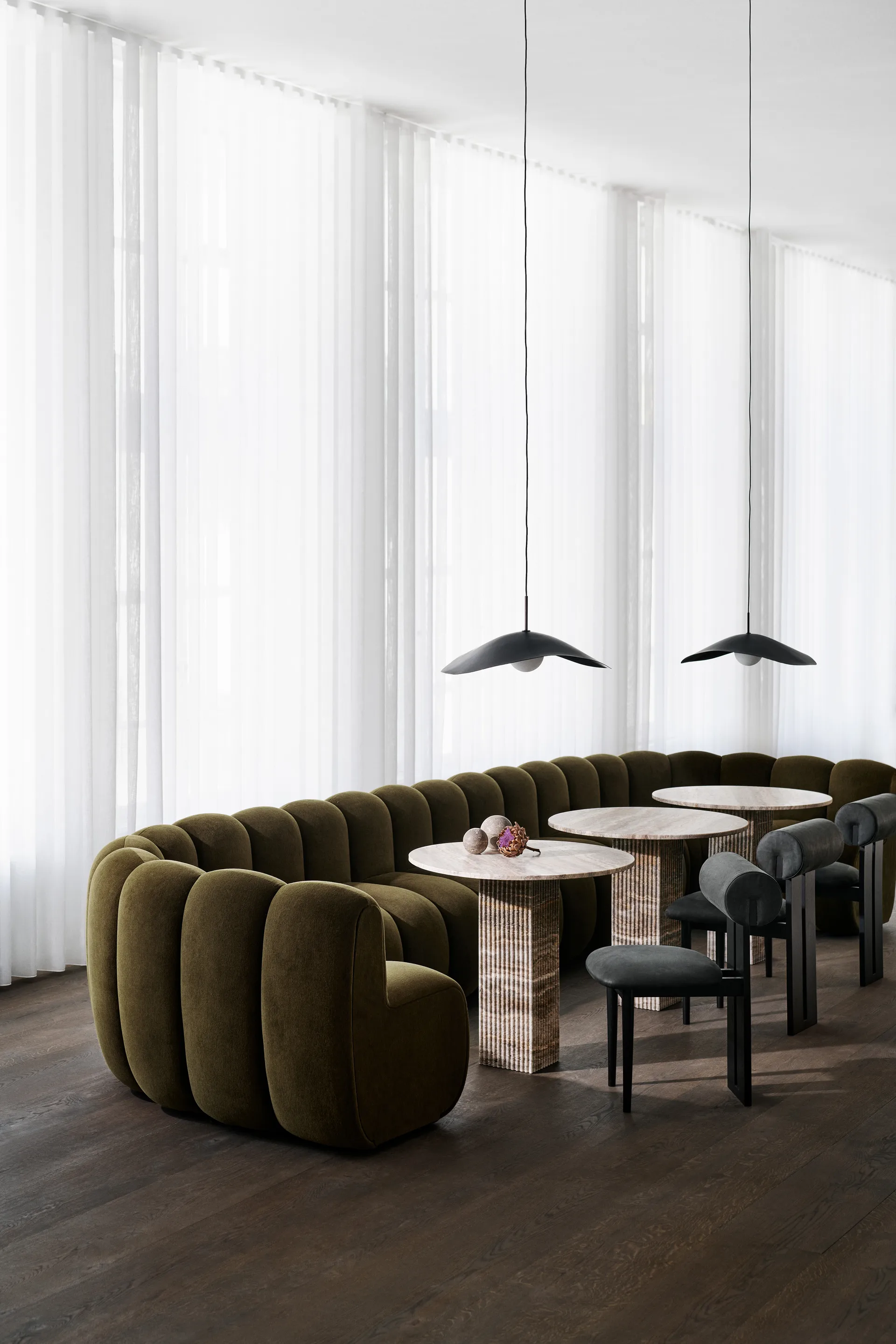 Stół jadalniany Soho, Srebrny trawertyn, Ø80×74 NORR11