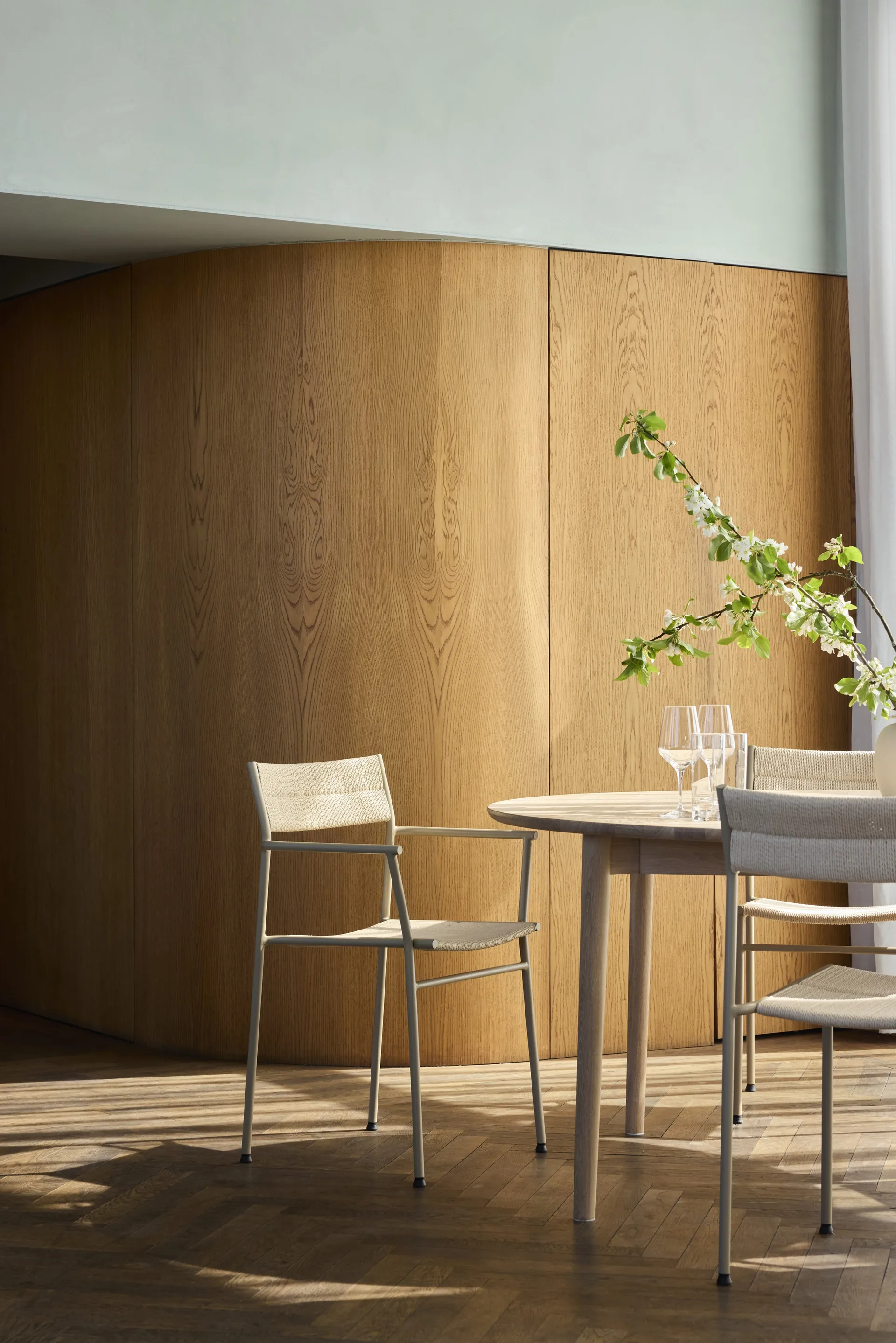 Krzesło Vev, Grey beige-natural rope Northern